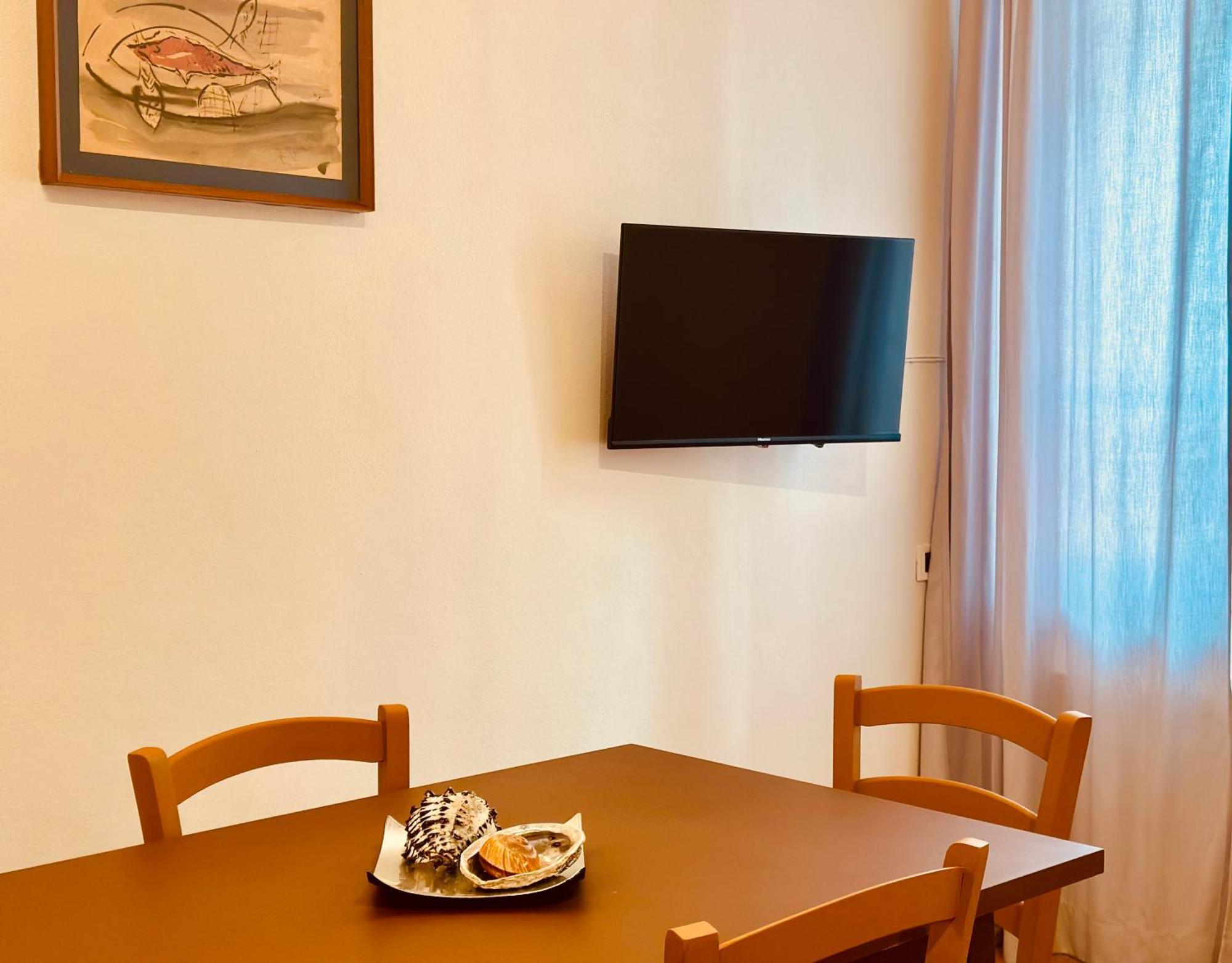 פיאטרה סנטה Residence Internazionale מראה חיצוני תמונה